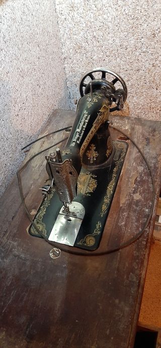 Máquina de coser Singer