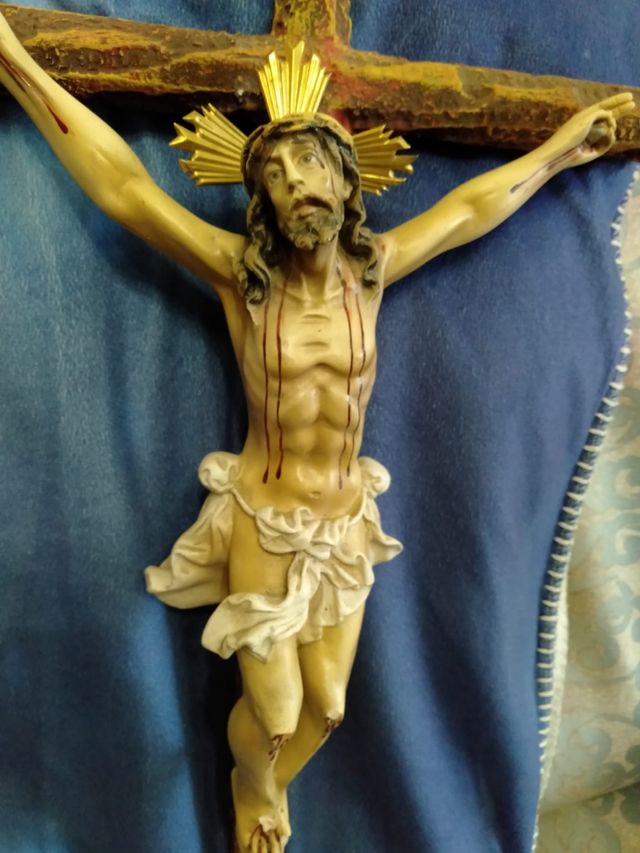 Escultura Del Cristo En La Cruz De Segunda Mano Por 100 EUR En Burgos