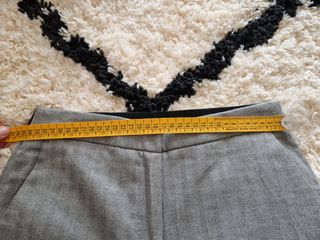 Pantalón Zara