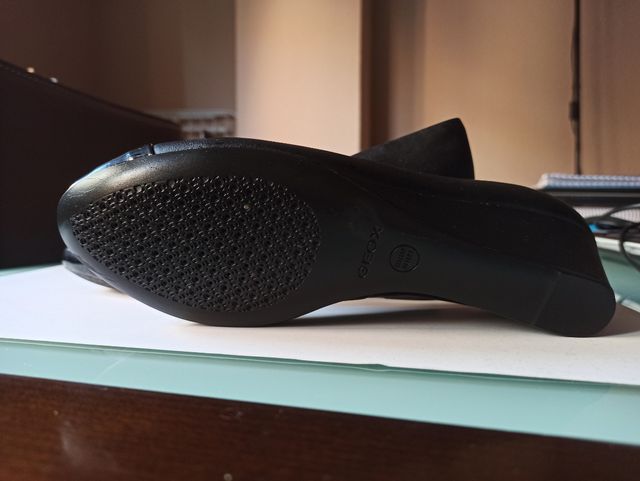 Zapatos GEOX en color negro