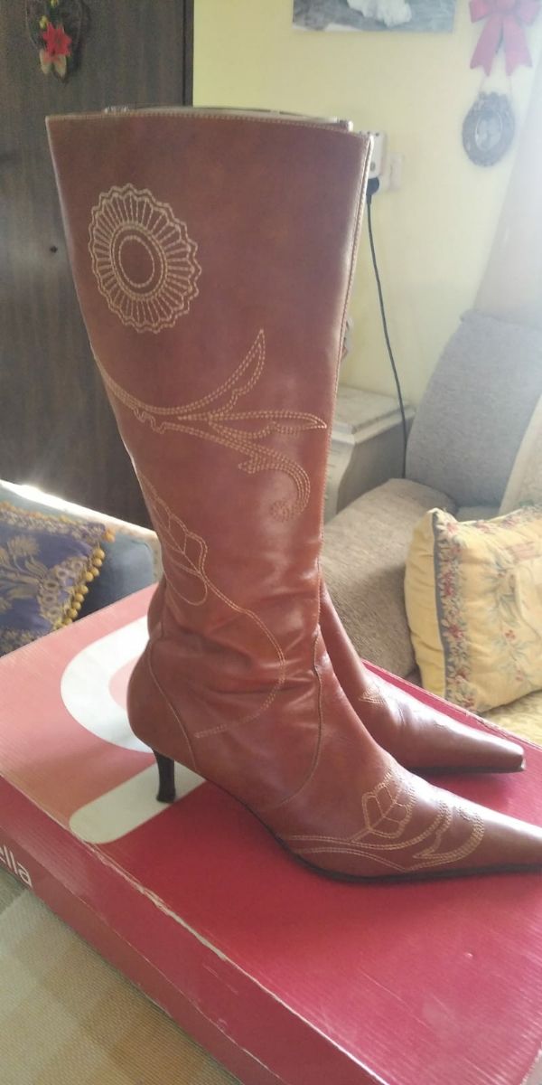 Botas Piel Cuero Bordadas 41