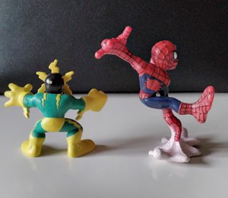 SPIDERMAN & ELECTRO muñecos de cómic. MARVEL