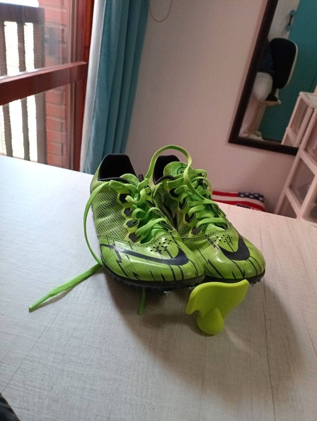 ZAPATILLAS DE ATLETISMO NIKE RIVAL S