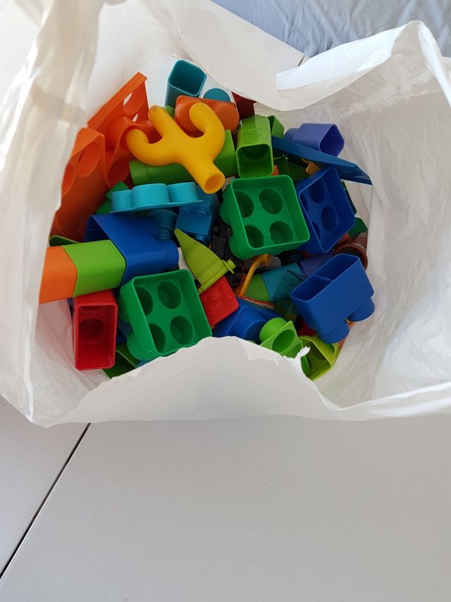 PIEZAS Y JUGUETES MOLTO