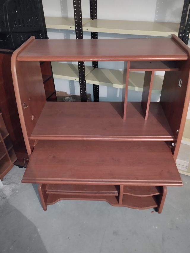 mueble para  tele y el otro para ordenar