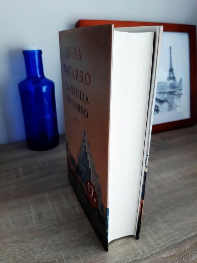 La biblia de Barro de Julia Navarro