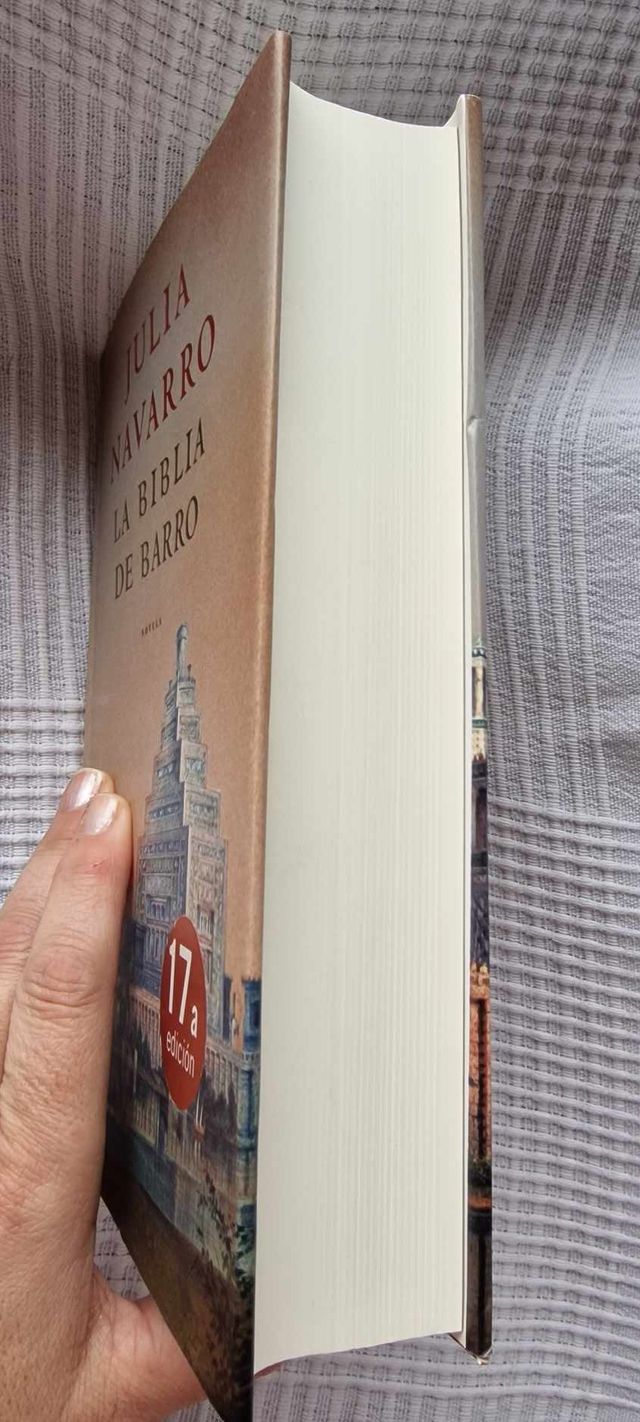 La biblia de Barro de Julia Navarro