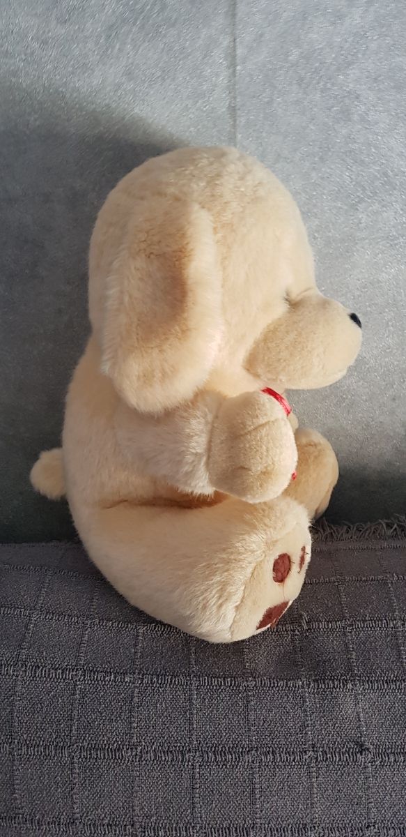 Perro de peluche