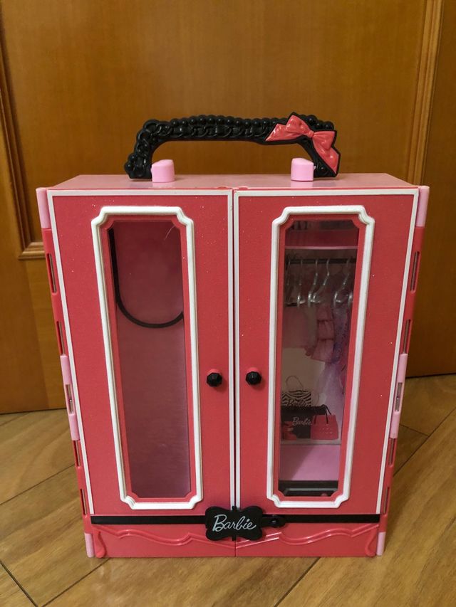 Armario Barbie fashionista