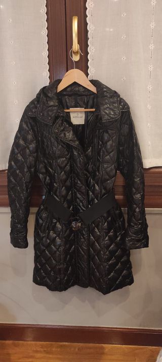 Chaqueta Moncler plumifero largo