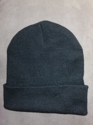 Gorro de lana negro