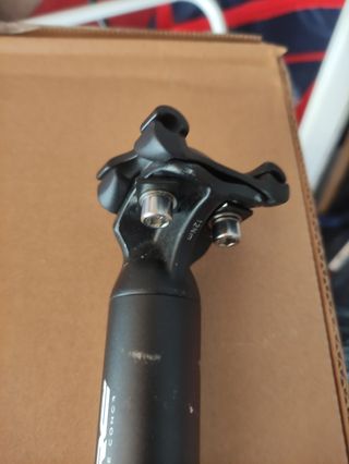 Tija retrasada para bicicleta 