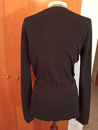 chaqueta negra fiesta Mango