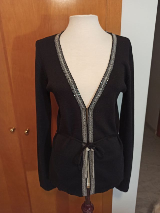 chaqueta negra fiesta Mango