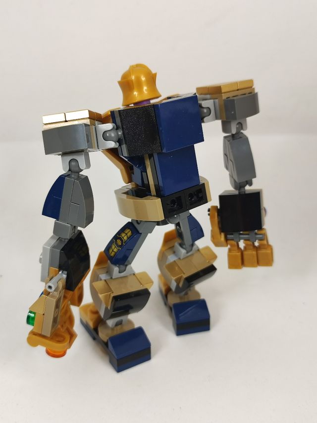 Minifigura Lego original thanos