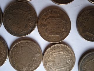 30 monedas de 2.5 pesetas en muy buen estado 