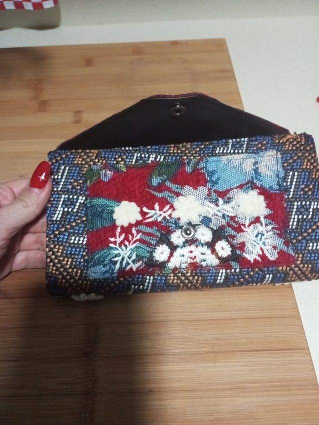 Cartera muy Original de textura DESIGUL