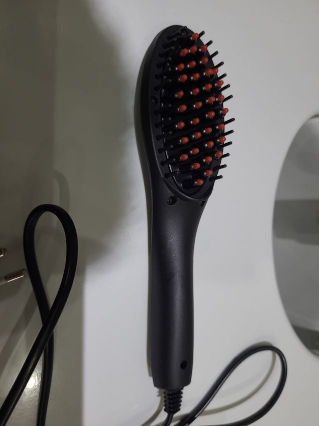 Cepillo alisador de pelo