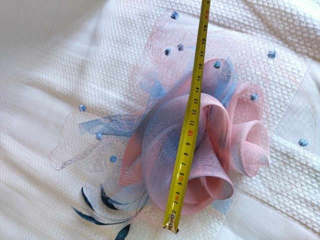 Tocado firma Patricia Buffuna