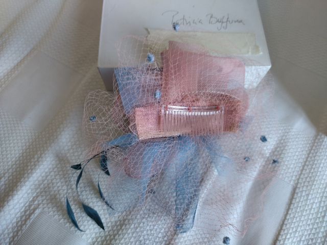 Tocado firma Patricia Buffuna