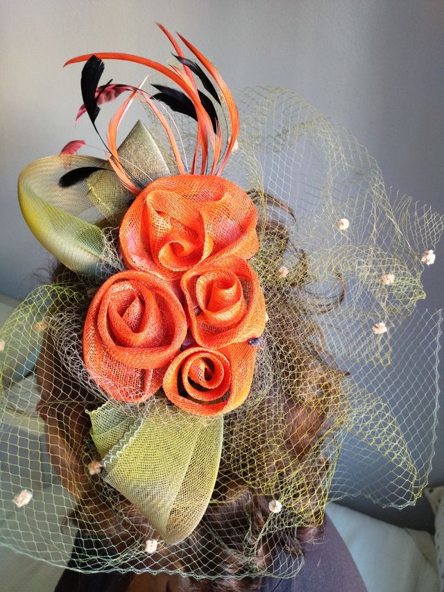 Tocado firma Patricia Buffuna