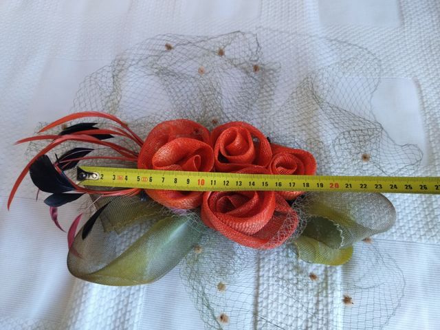 Tocado firma Patricia Buffuna