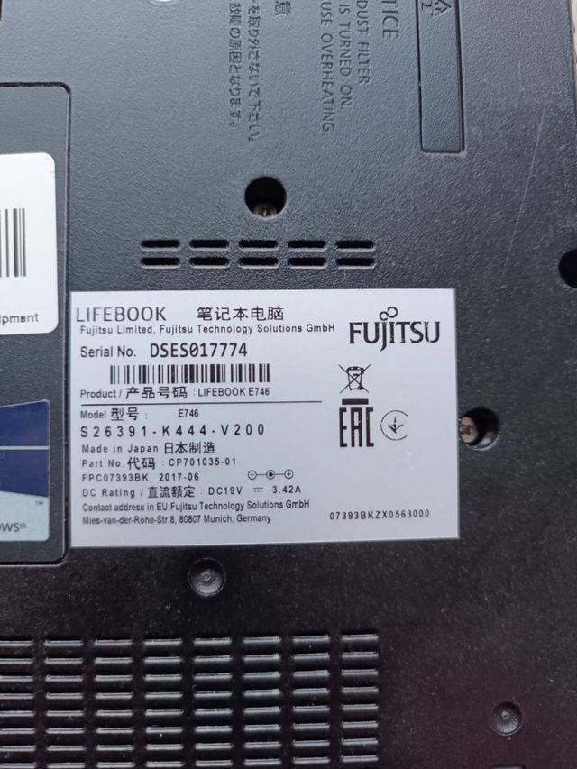 FUJITSU E746 i5 6300U/SSD da 256 GB/DDR4