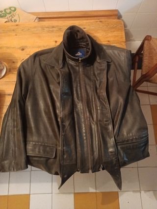 Chaqueta de cuero CB