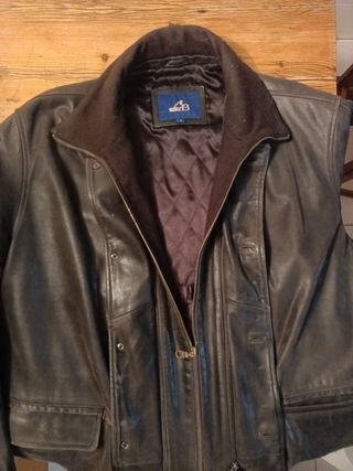 Chaqueta de cuero CB