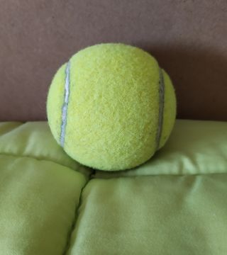 Pelota de tenis marca Head CS, muy nueva