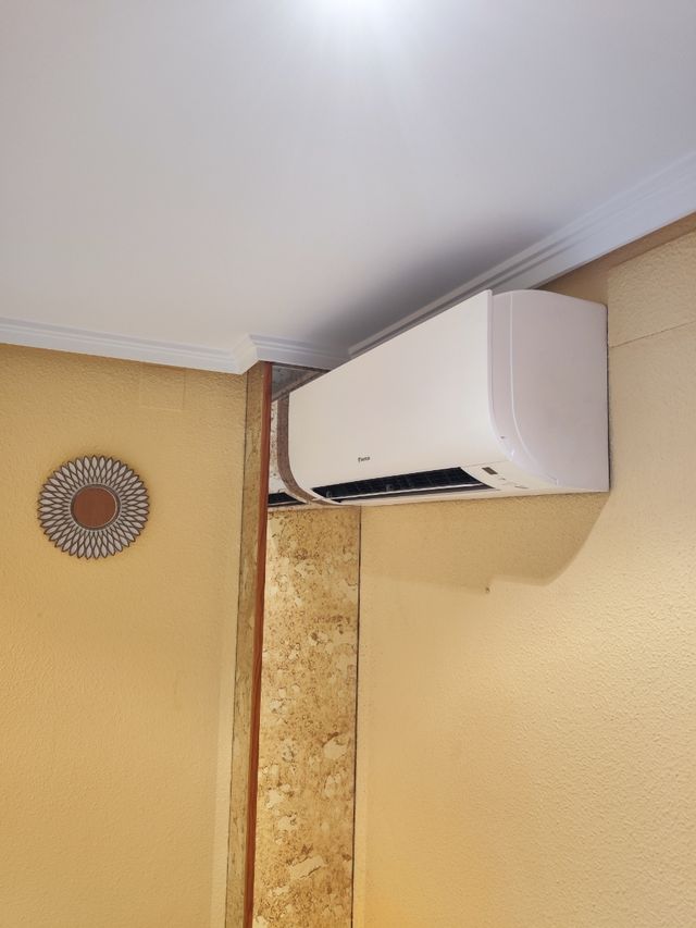 Daikin Sensira TXF35C Aire Acondicionado