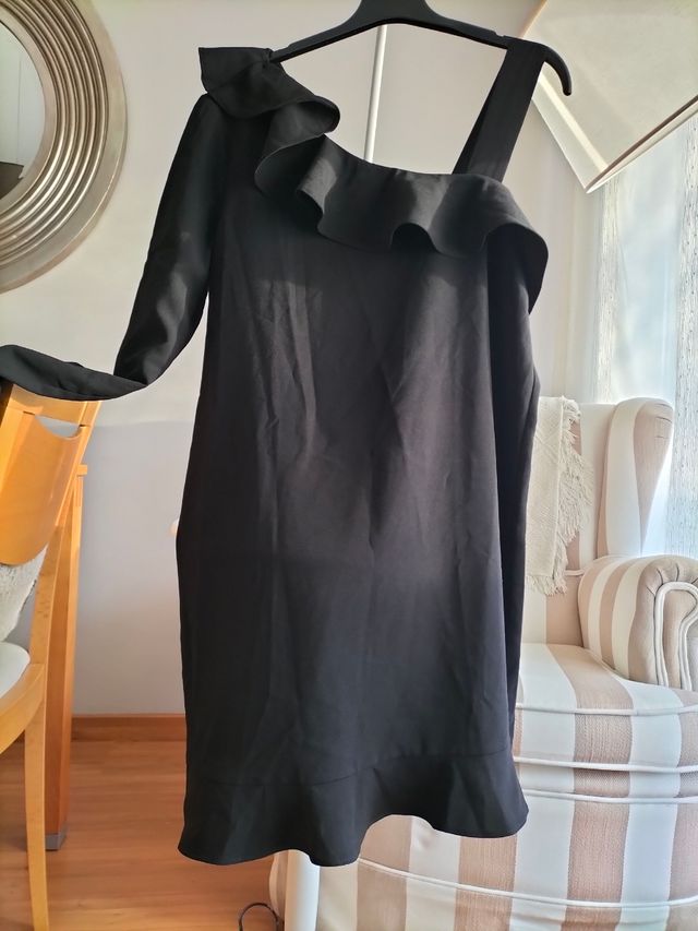 Vestido asimétrico Mango