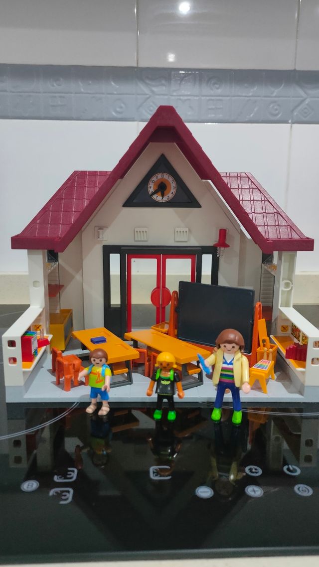 COLEGIO PLAYMOBIL