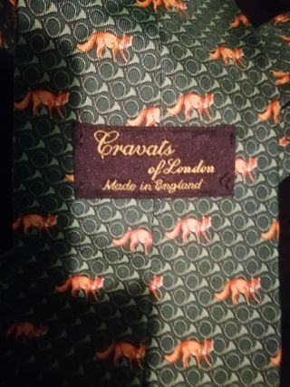 corbata de seda sin estrenar