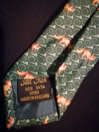 corbata de seda sin estrenar