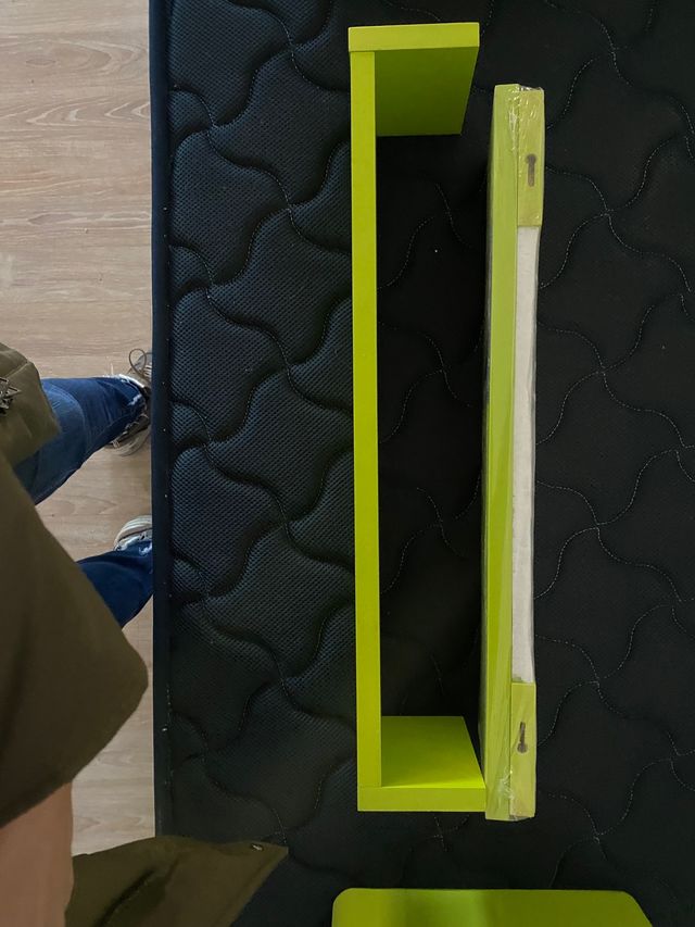 Mensole quadrate e a U - verde lime