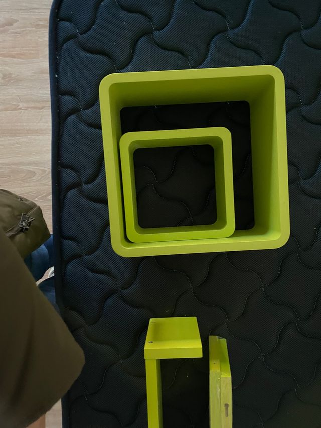 Mensole quadrate e a U - verde lime