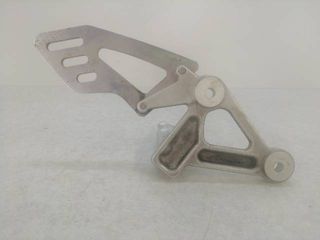 ESTRIBERA DELANTERA IZQ. Aprilia Shiver 750 2011