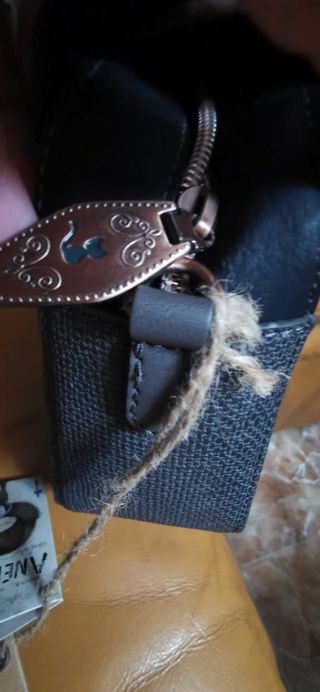 Bolso tipo bandolera NUEVO con ETIQUETA