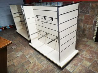 GÓNDOLAS PERCHERO PARA TIENDA