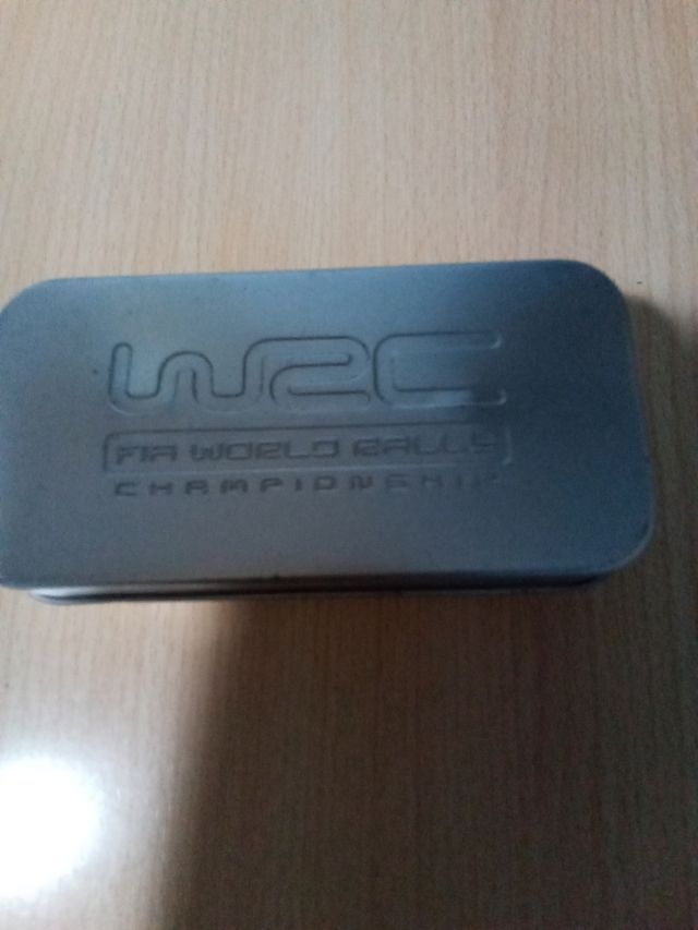 Cambio-marchas, embellecedor para coche.