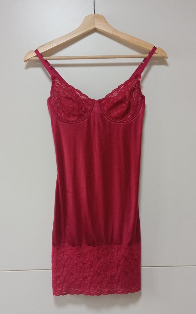 Camisón lencero con encaje