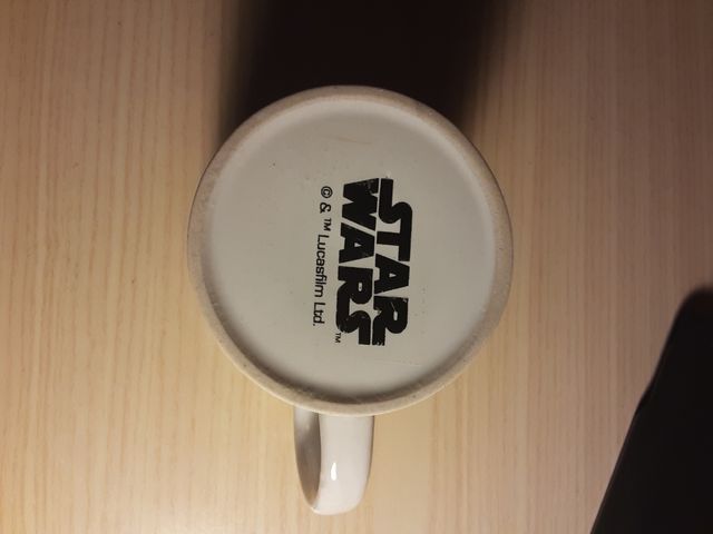 Taza Star Wars de porcelana.