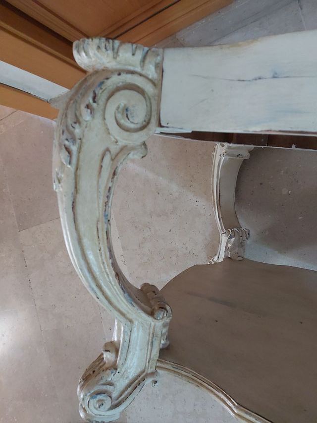 Base de mesa de madera maciza tallada