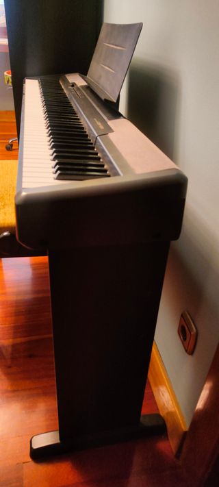 Piano Casio CDP-100