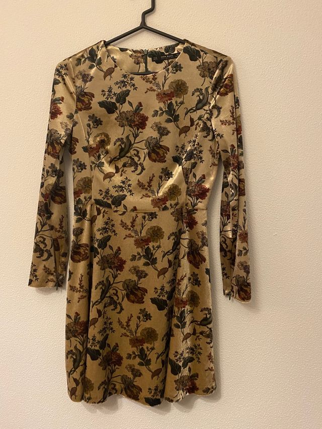 Vestido Zara