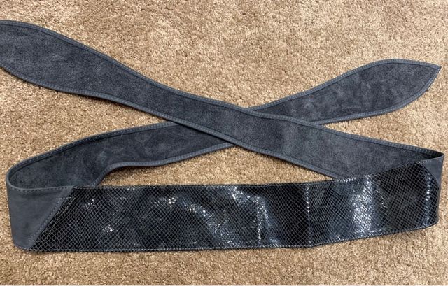 Cinturón fajín piel River Island