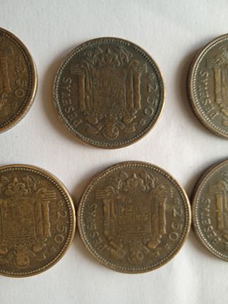10 monedas de 2.5 pesetas de 1953 estrella 54.