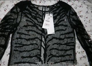blusa Bershka 
