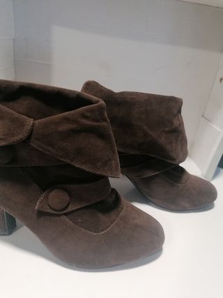 botines marrones tipo serraje número 39 